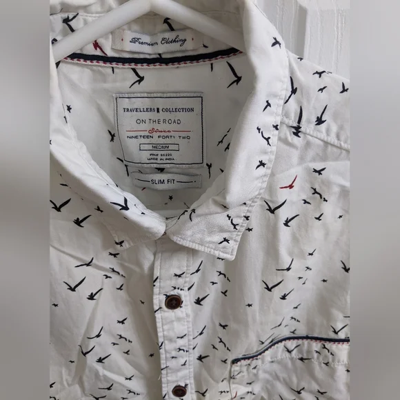 Button down shirt - Picture 2 of 3